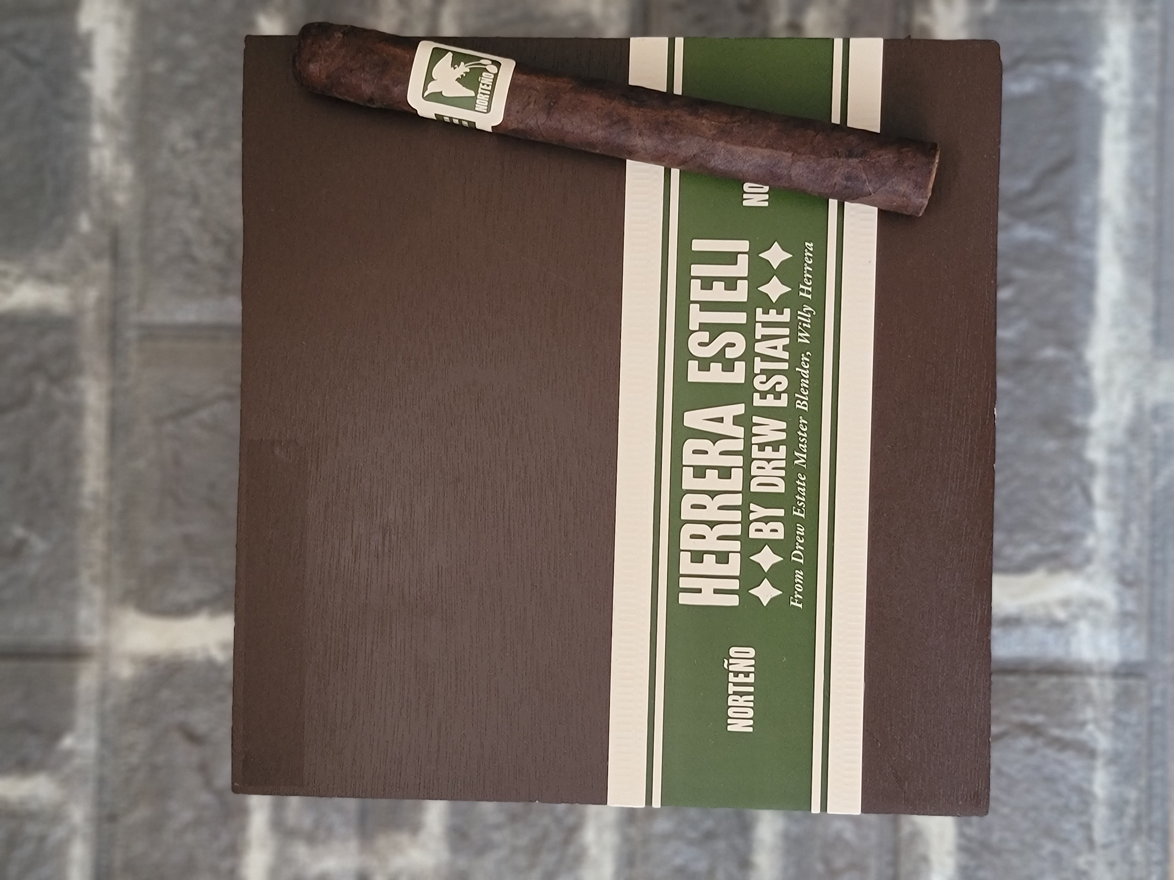 HERRERA ESTELI NORTENO LONSDALE