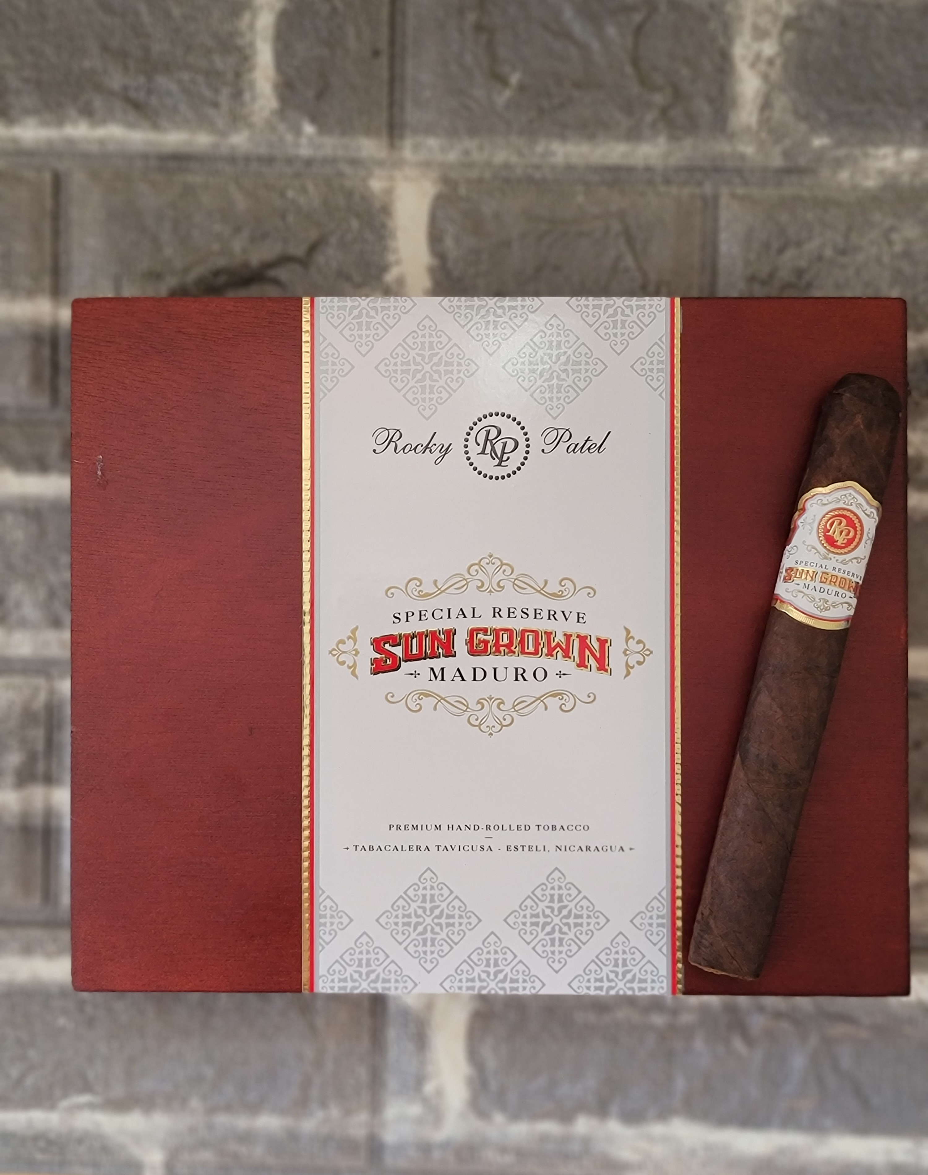 ROCKY PATEL SUN GROWN MADURO