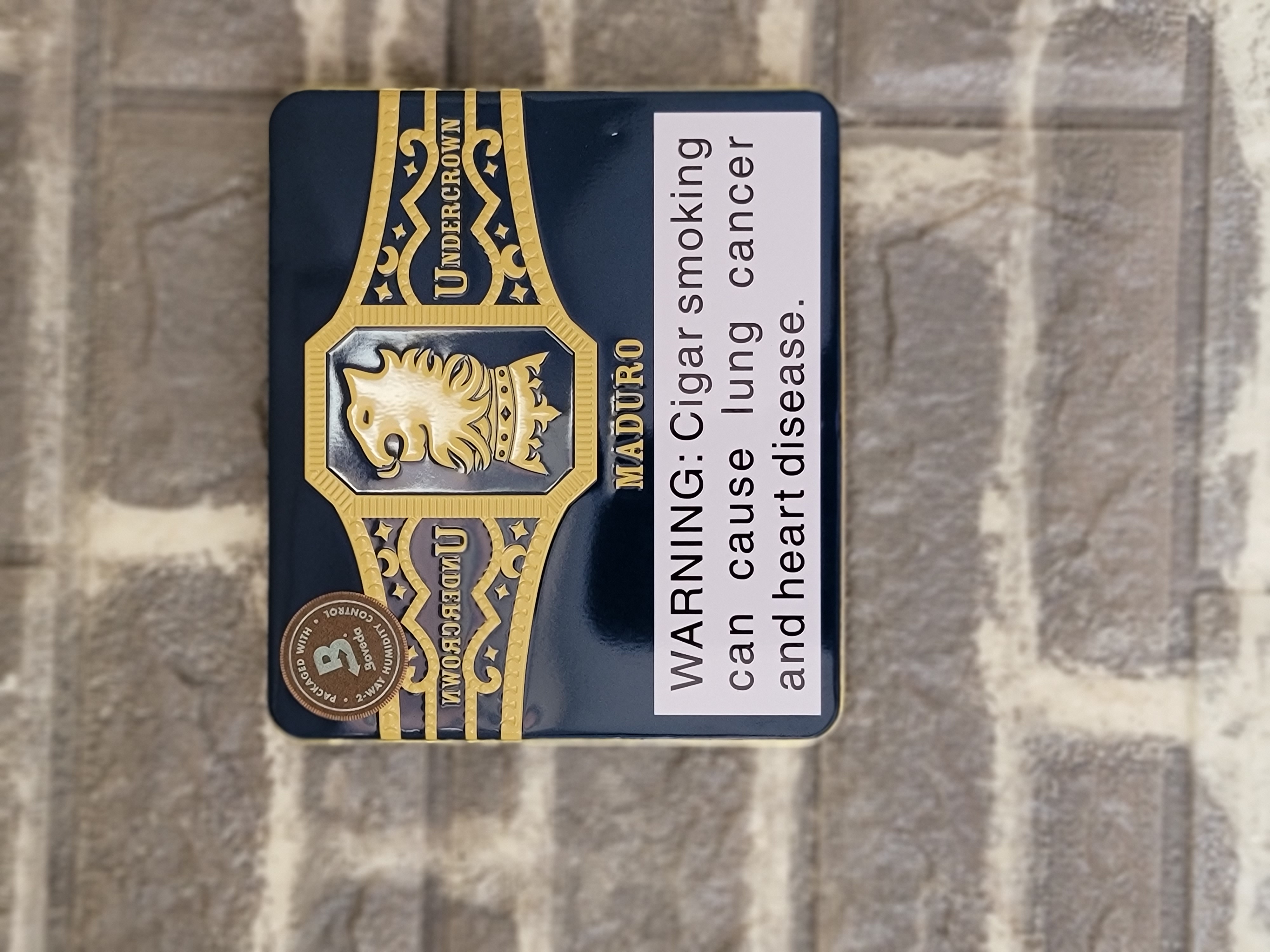 LIGA UNDERCROWN MADURO CORONETS